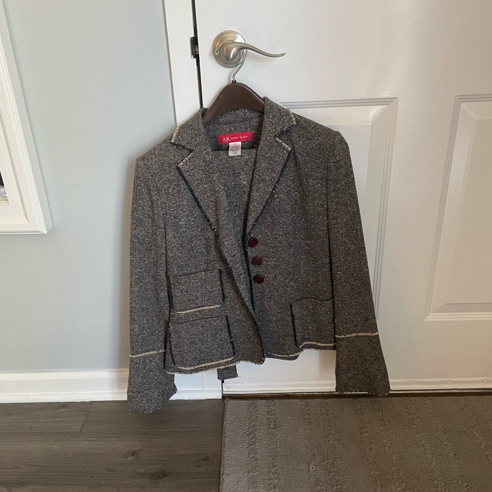 Full quilted suit